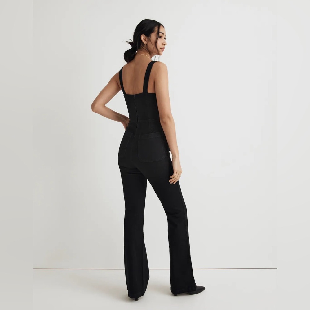 Madewell NO192 Denim Black Flare-Leg Jumpsuit in Bonner Wash Size 10 - Picture 4 of 7